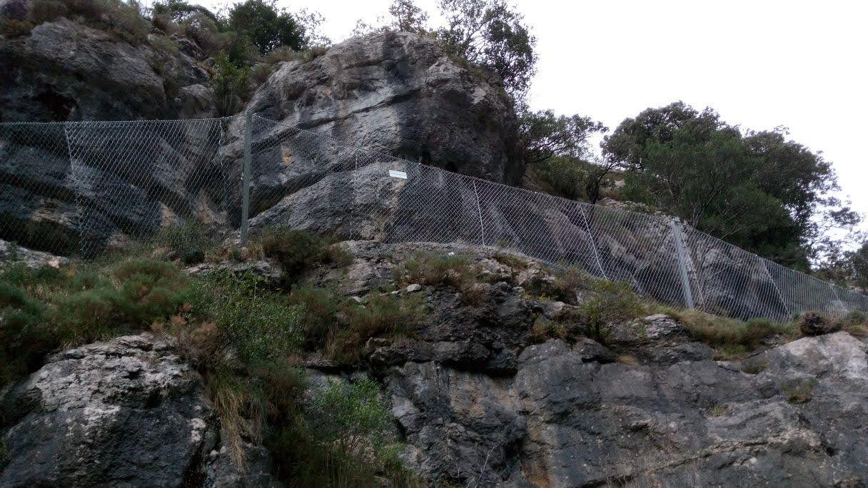 Instalación de pantallas dinámicas en la carretera CA-260